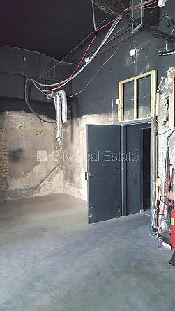 Fasādes māja, renovēta māja, ieeja no ielas, logi vērsti uz ielas pusi, gaisa ventilācijas Rīga - foto 16