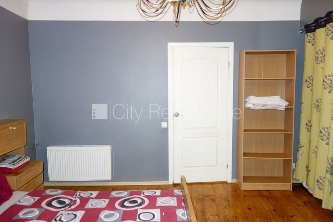 Pagalma māja, renovēta māja, ieeja no pagalma, logi vērsti uz pagalma pusi, guļamistabu skaits Rīga - foto 6