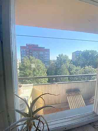 Земля в собственности, фасадный дом, вход со двора, лифт, лестничная клетка после Рига