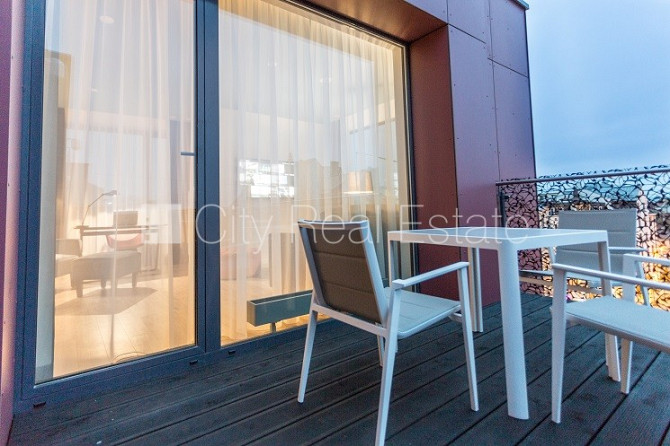 Šo dzīvokli izīrē pa diennaktīm (īstermiņa īre), īres cena sludinājumā norādīta par Rīga - foto 6