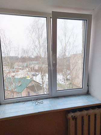 Фасадный дом, кирпичные стены, благоустроенный озеленённый двор, лестничная Тукумс и район - изображение 4