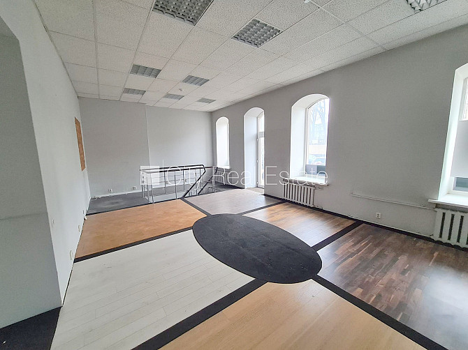 Fasādes māja, pagrabstāvā pieejama noliktava, vieta automašīnai, ieeja no ielas, ieeja no Rīga - foto 5