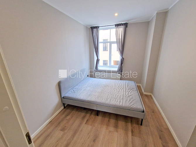 Pagalma ēka, renovēta māja, slēgts pagalms, ieeja no ielas un pagalma, kāpņu telpa pēc Rīga - foto 10