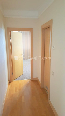 Projekts - Panorama Plaza, jaunceltne, slēgta teritorija, ieeja no ielas, ir lifts, logi vērsti Rīga - foto 17