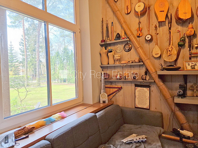 Фасадный дом, реновированный дом, закрытый двор, территория обнесена забором, Юрмала - изображение 4