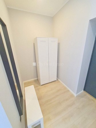 Fasādes māja, renovēta māja, slēgts pagalms, ieeja no ielas un pagalma, kāpņu telpa pēc Rīga - foto 13