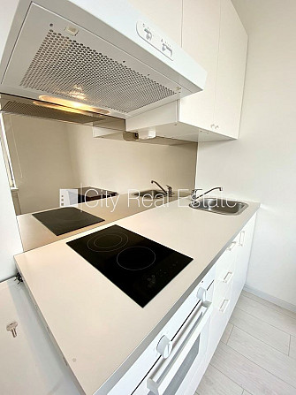 Jaunceltne, fasādes māja, slēgts pagalms, ieeja no ielas, ir lifts, kāpņu telpa pēc Rīga - foto 5