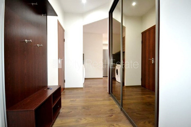 Fasādes māja, slēgts pagalms, ieeja no ielas, ir lifts, kāpņu telpa pēc kapitālā remonta, Rīga - foto 15