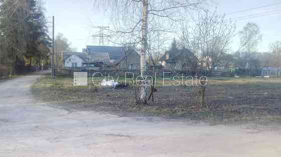 Возможна малоэтажная постройка, разрешено строить одноэтажное здание, разрешено Rīga