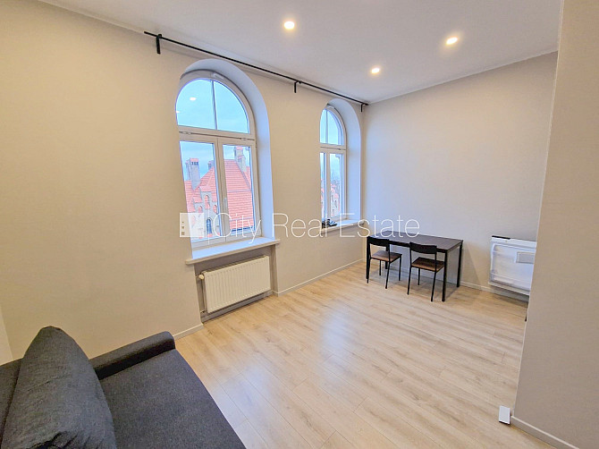 Fasādes māja, renovēta māja, slēgts pagalms, ieeja no ielas un pagalma, ir lifts, kāpņu Rīga - foto 3