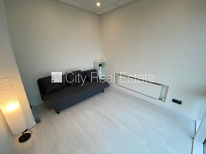 Fasādes māja, renovēta māja, slēgts pagalms, ieeja no ielas, ir lifts, kāpņu telpa pēc Rīga - foto 4