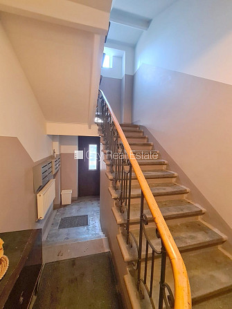 Pagalma ēka, renovēta māja, slēgts pagalms, iespēja nomāt autostāvvietu, ieeja no pagalma, Rīga - foto 14