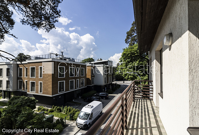 Новостройка, въездные ворота оснащены автоматической подъёмной системой, место Юрмала - изображение 15