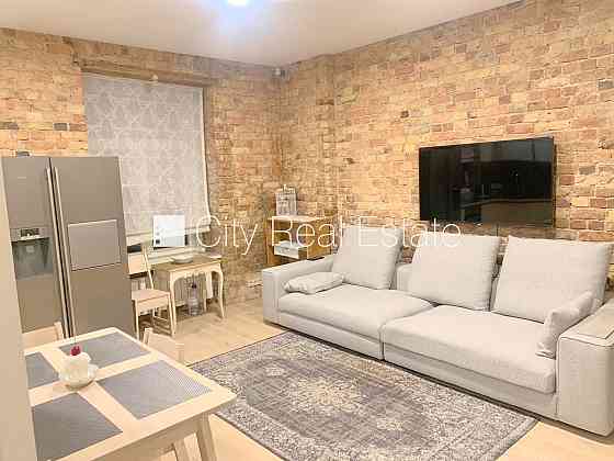 Проект - Strēlnieku 13 (Стрелниеку 13), здание во дворе, реновированный дом, вход с улицы, Rīga