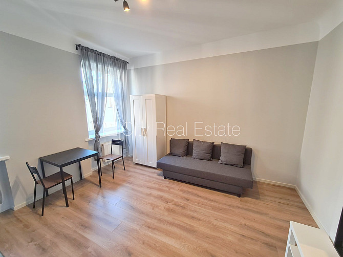 Pagalma ēka, renovēta māja, slēgts pagalms, ieeja no ielas un pagalma, ir lifts, kāpņu telpa Rīga - foto 9