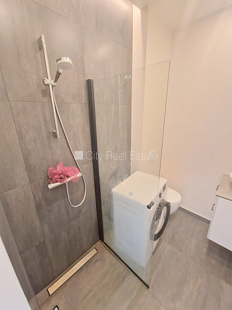 Projekts - Matīsa 38, fasādes māja, renovēta māja, labiekārtots apzaļumots pagalms, slēgts Rīga - foto 11