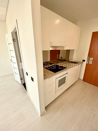 Fasādes māja, renovēta māja, slēgts pagalms, ieeja no ielas, ir lifts, kāpņu telpa pēc Rīga - foto 4