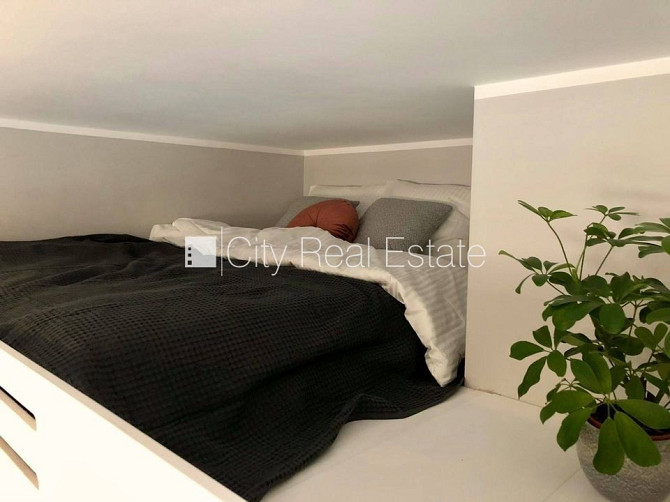 Fasādes māja, renovēta māja, slēgts pagalms, ieeja no ielas, kāpņu telpa pēc kapitālā Rīga - foto 6