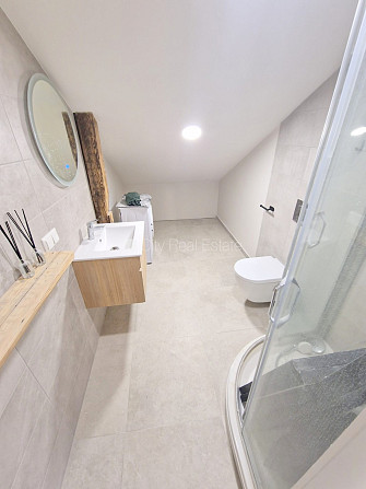 Pagalma ēka, renovēta māja, slēgts pagalms, ieeja no ielas un pagalma, mansards, ir lifts, Rīga - foto 8