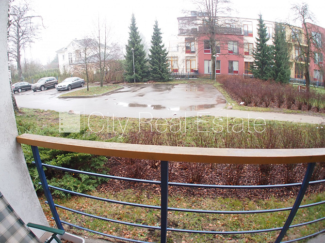 Projekts - Varavīksnes Nami, pagalma māja, labiekārtota apzaļumota teritorija, slēgta Rīga - foto 8