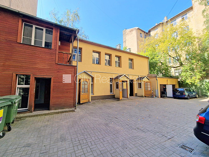 Projekts - Matīsa 38, pagalma ēka, renovēta māja, labiekārtots apzaļumots pagalms, slēgts Rīga - foto 5