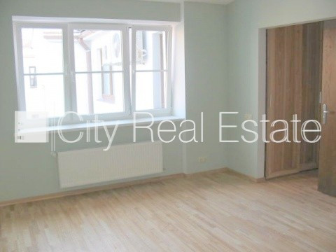 Projekts - Skolas 9, fasādes māja, renovēta māja, apsargāta teritorija, ieeja no ielas un Rīga - foto 12