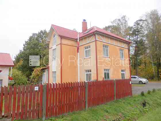 Новостройка, благоустроенная озеленённая территория, закрытая территория, Jūrmala