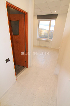 Fasādes māja, renovēta māja, slēgts pagalms, iežogota teritorija, ieeja no ielas, ir lifts, Rīga - foto 6