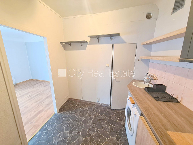 Fasādes māja, renovēta māja, slēgts pagalms, ieeja no ielas, kāpņu telpa pēc kosmētiskā Rīga - foto 13