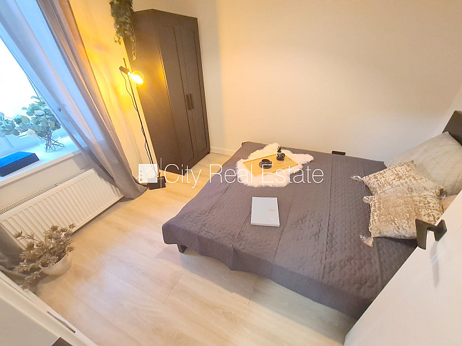 Pagalma ēka, renovēta māja, slēgts pagalms, ieeja no ielas un pagalma, kāpņu telpa pēc Rīga - foto 6