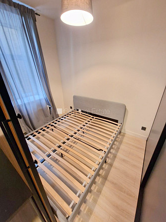 Fasādes māja, renovēta māja, slēgts pagalms, ieeja no ielas, ir lifts, kāpņu telpa pēc Rīga - foto 17