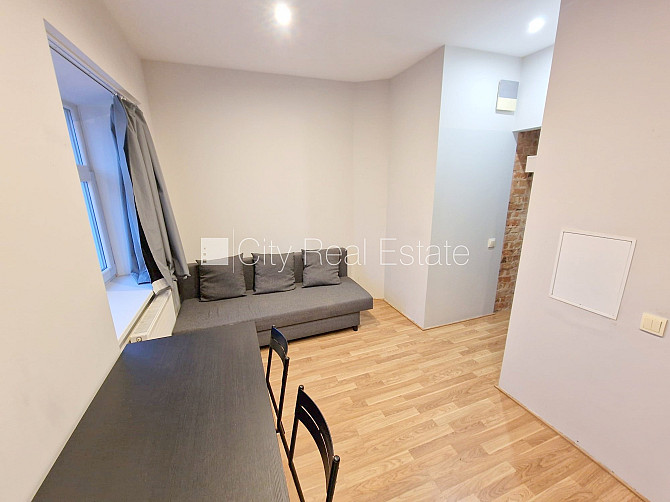 Fasādes māja, renovēta māja, slēgts pagalms, ieeja no ielas, kāpņu telpa pēc kosmētiskā Rīga - foto 4