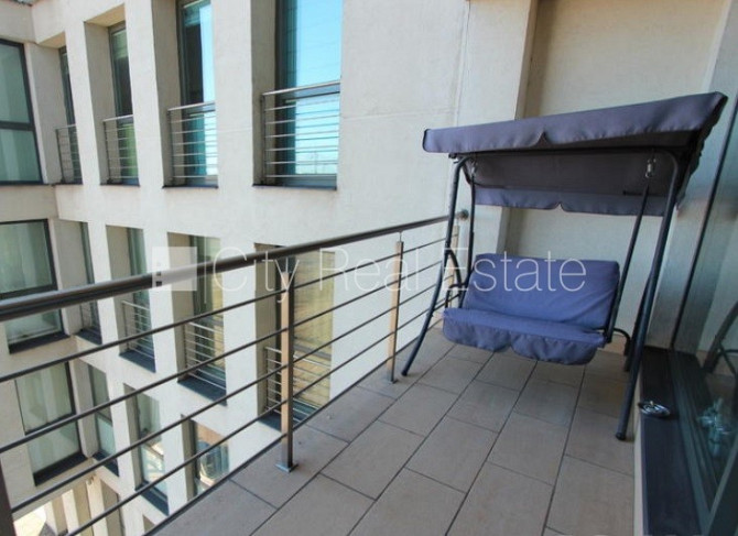 Земля в собственности, новостройка, лифт, лестничная клетка после капитального Рига - изображение 9