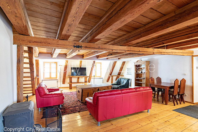 Fasādes māja, renovēta māja, mainīts Jumta segums, bruģēts piebraucamais ceļš, ieeja no Rīga - foto 2