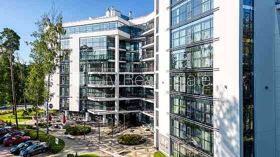 Земля в собственности, новостройка, монолитные бетонные стены, зеленая Юрмала