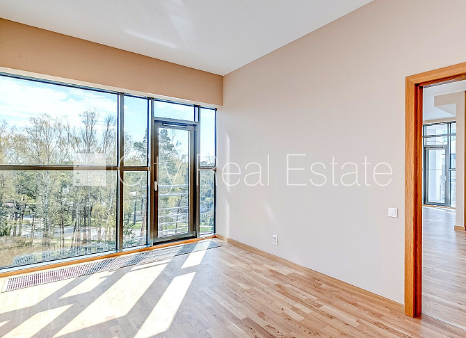 Земля в собственности, новостройка, монолитные бетонные стены, благоустроенная Юрмала - изображение 3