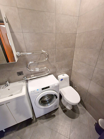 Jaunceltne, fasādes māja, slēgts pagalms, ieeja no ielas, ir lifts, kāpņu telpa pēc Rīga - foto 15