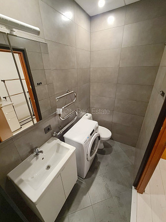 Jaunceltne, fasādes māja, slēgts pagalms, ieeja no ielas, ir lifts, kāpņu telpa pēc Rīga - foto 11