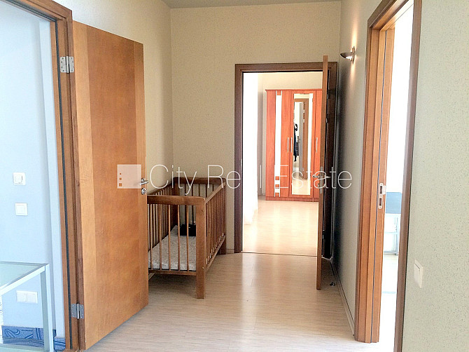 Projekts - Centra Nams, jaunceltne, labiekārtota apzaļumota teritorija, slēgts pagalms, iespēja Rīga - foto 10