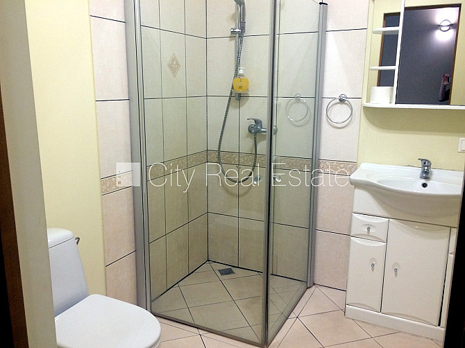 Projekts - Centra Nams, jaunceltne, labiekārtota apzaļumota teritorija, slēgts pagalms, iespēja Rīga - foto 18