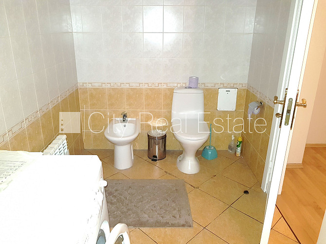 Pagalma māja, renovēta māja, fasāde ar dekoratīvo ķieģeļu apdari, slēgts pagalms, Rīga - foto 13