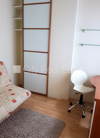 Pagalma māja, renovēta māja, fasāde ar dekoratīvo ķieģeļu apdari, slēgts pagalms, Rīga - foto 8