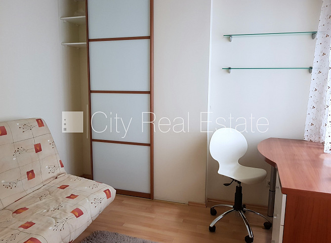 Pagalma māja, renovēta māja, fasāde ar dekoratīvo ķieģeļu apdari, slēgts pagalms, Rīga - foto 7