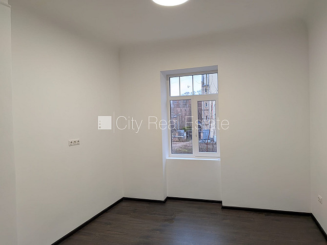 Pagalma māja, labiekārtota apzaļumota teritorija, studio tipa, virtuve apvienota ar istabu, Rīga - foto 4