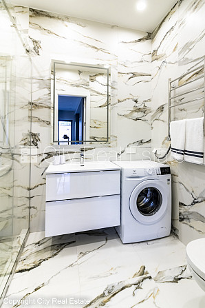 Jaunceltne, labiekārtota apzaļumota teritorija, slēgts pagalms, iežogota teritorija ar metāla Jūrmala - foto 8