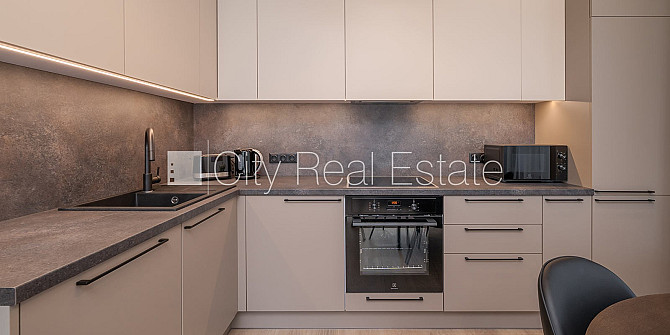 Новостройка, фасадный дом, благоустроенный озеленённый двор, подземная стоянка, Юрмала - изображение 5