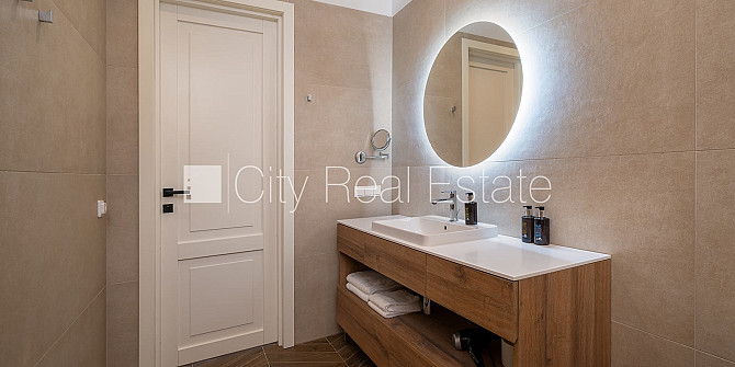 Новостройка, фасадный дом, благоустроенный озеленённый двор, подземная стоянка, Юрмала - изображение 9