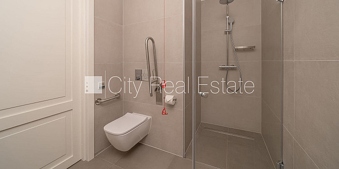 Новостройка, фасадный дом, благоустроенный озеленённый двор, подземная стоянка, Юрмала - изображение 9