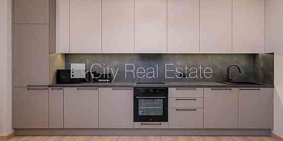 Новостройка, фасадный дом, благоустроенный озеленённый двор, подземная стоянка, Юрмала