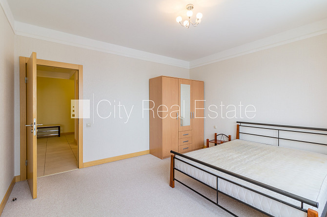 Projekts - Panorama Plaza, jaunceltne, labiekārtota apzaļumota teritorija, maksas stāvvieta, Rīga - foto 5